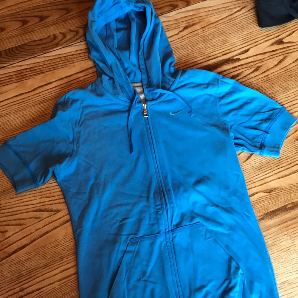 Nike Short-Sleeved Full Zip Hoodie